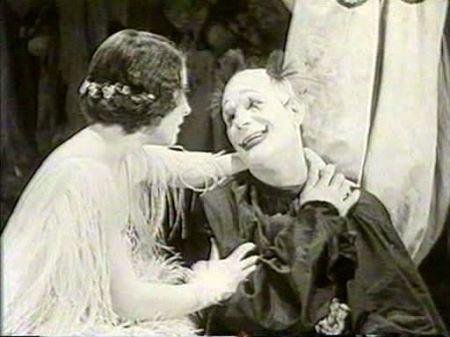 El que recibe el bofeton (5)