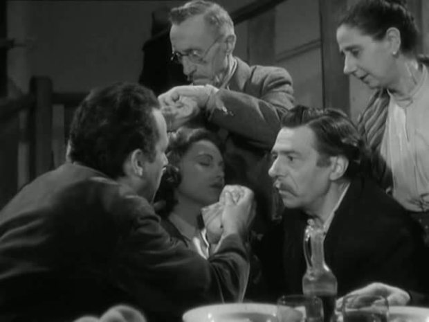 Cuatro pasos por las nubes (8)